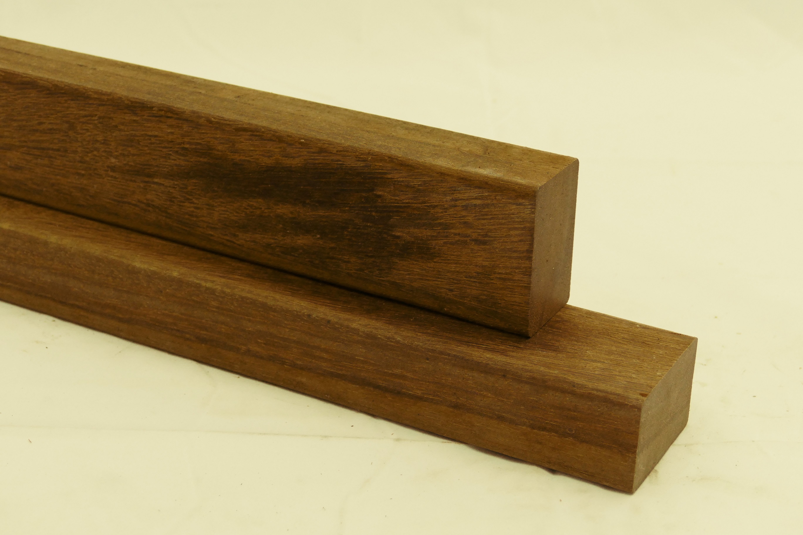 Balken aus Hartholz bei Hartholz Discount