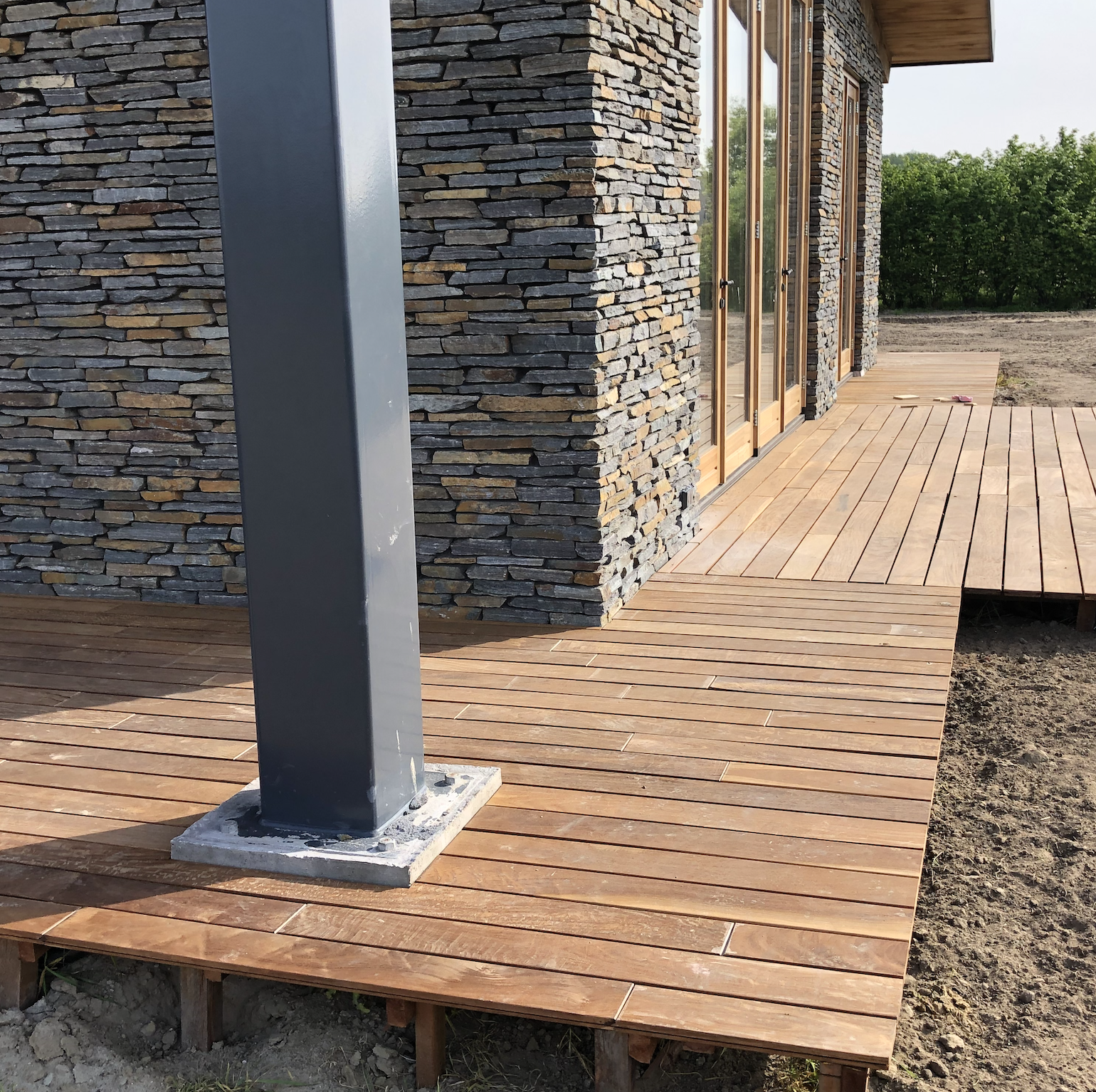 Ip&eacute; Terrassendielen Details Maserung