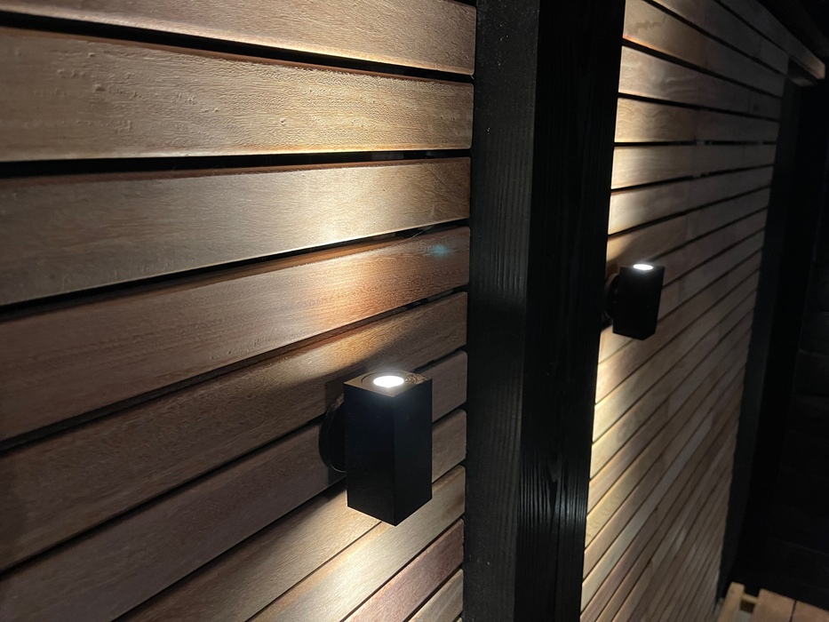 zaunbeleuchtunggedämpftes Licht für maximalen Luxus am Abend