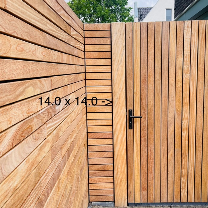 Kopfmaß Ipé Pfosten 14x14 mit lamellen